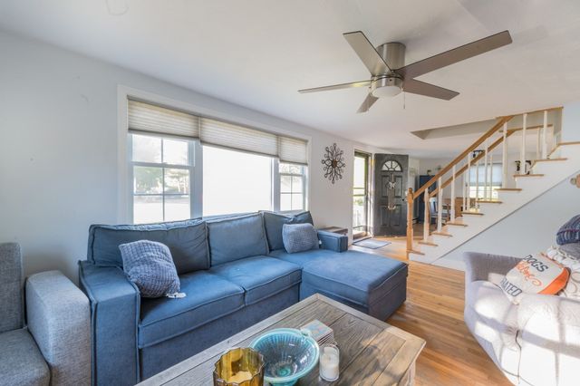 41 Silva St, Carver, MA 02330