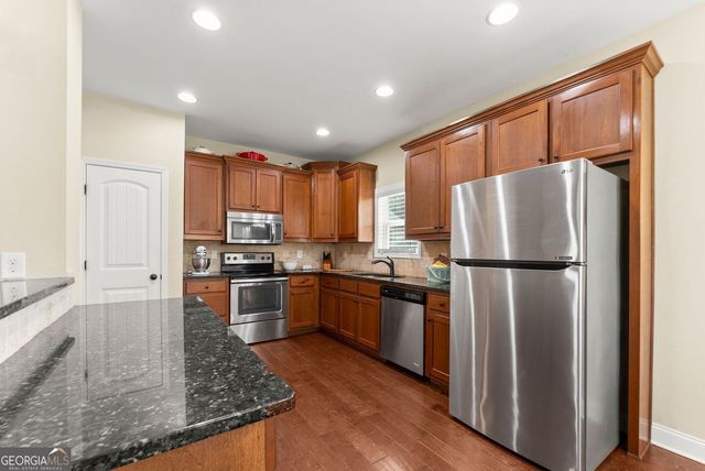 6611 Station Drive, Clermont, GA 30527