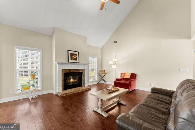 6611 Station Drive, Clermont, GA 30527