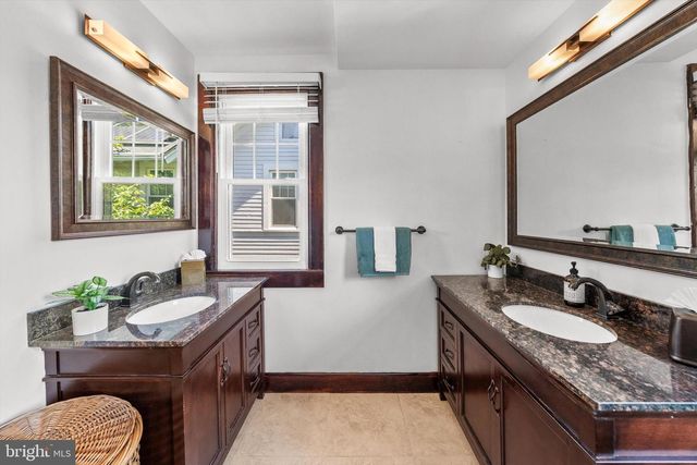 219 RITTENHOUSE ST NW, Washington, DC 20011