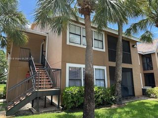 15590 SW 106th Ln 1102, Miami, FL 33196