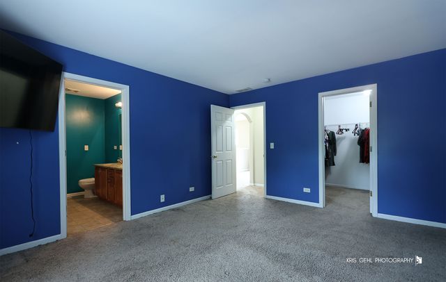 352 N CORNERSTONE Drive, Volo, IL 60020