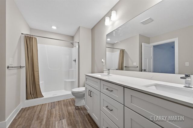 4802 Hidden River Avenue 48, Grandville, MI 49418