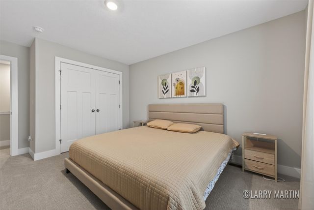 4802 Hidden River Avenue 48, Grandville, MI 49418