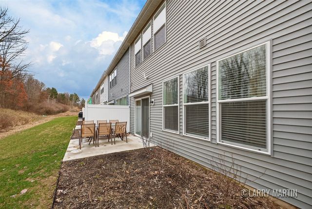 4802 Hidden River Avenue 48, Grandville, MI 49418