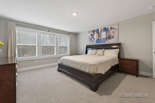 4802 Hidden River Avenue 48, Grandville, MI 49418