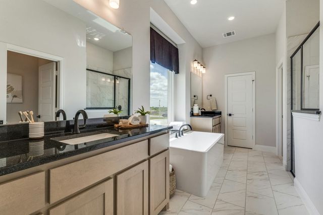 6704 Bassett Lane, Mesquite, TX 75126
