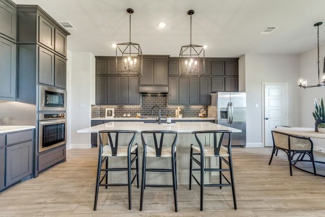 6704 Bassett Lane, Mesquite, TX 75126