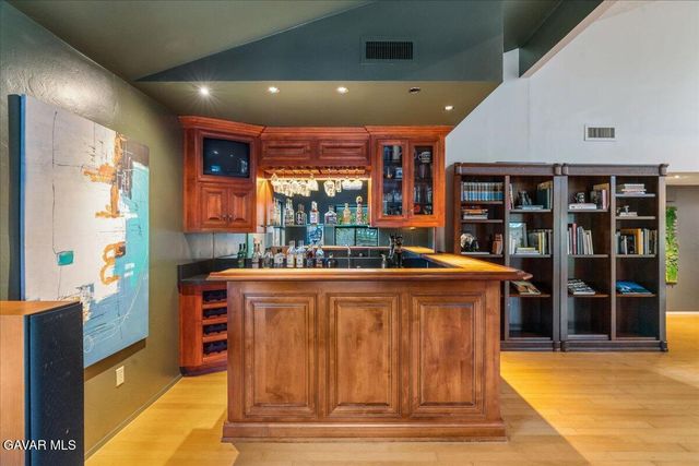 12430 Cattle King Drive, Bakersfield, CA 93306