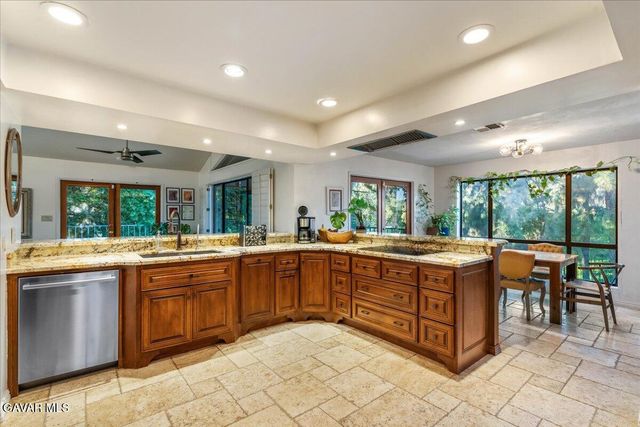 12430 Cattle King Drive, Bakersfield, CA 93306