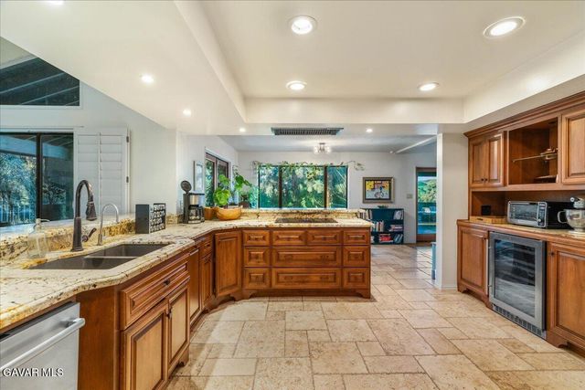 12430 Cattle King Drive, Bakersfield, CA 93306