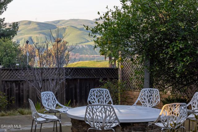 12430 Cattle King Drive, Bakersfield, CA 93306