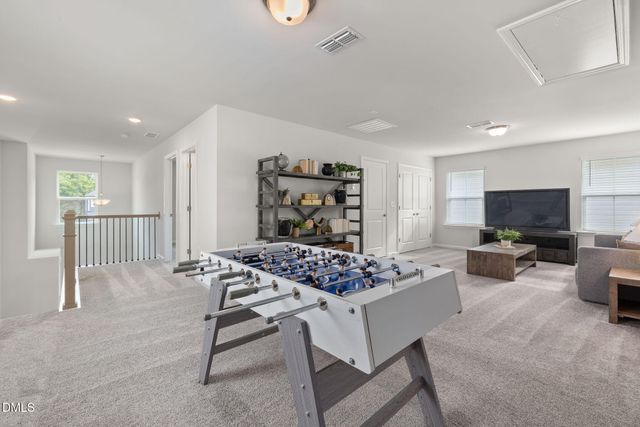 725 Branthurst Way, Fuquay Varina, NC 27526