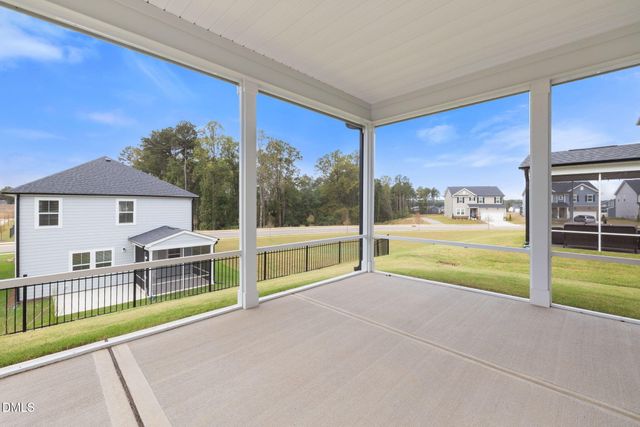 725 Branthurst Way, Fuquay Varina, NC 27526