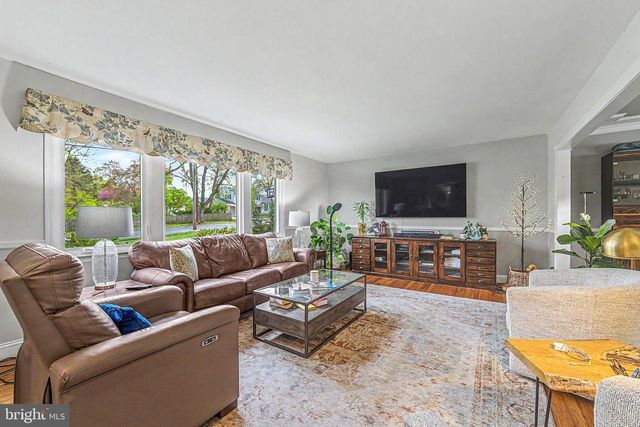 12 TEMPLE TER, Lawrence Township, NJ 08648