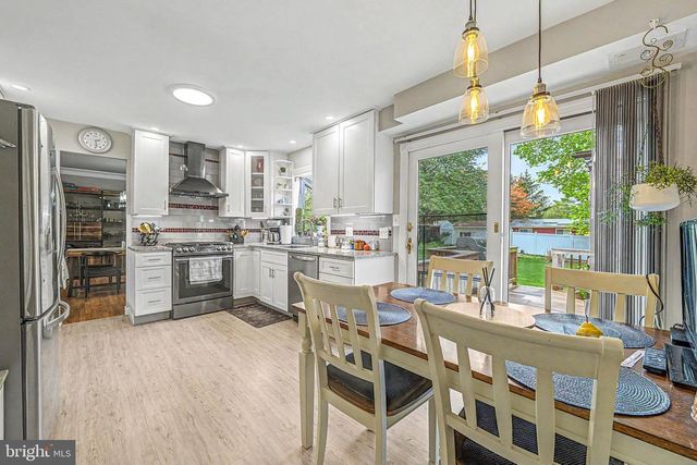 12 TEMPLE TER, Lawrence Township, NJ 08648