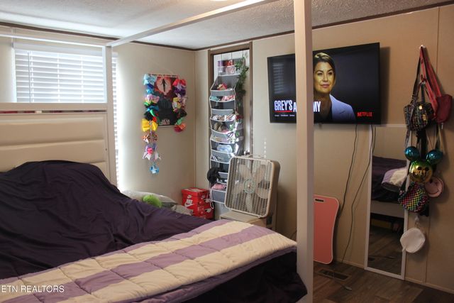 133 Peach Lane, Wartburg, TN 37887