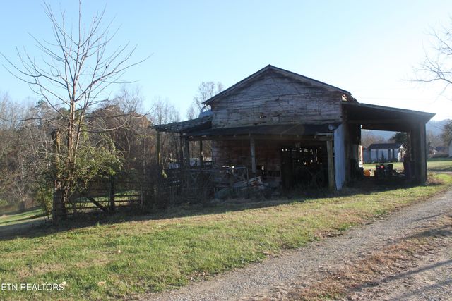 133 Peach Lane, Wartburg, TN 37887