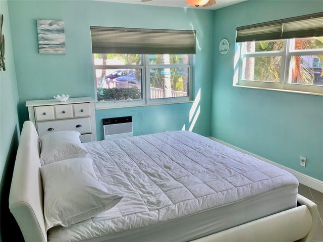 700 Bayshore Drive 13, Fort Lauderdale, FL 33304