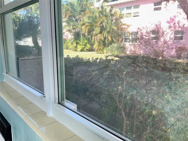 700 Bayshore Drive 13, Fort Lauderdale, FL 33304