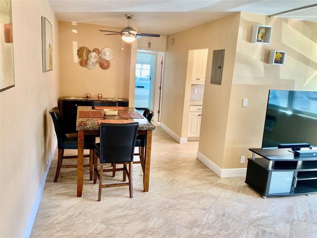 700 Bayshore Drive 13, Fort Lauderdale, FL 33304