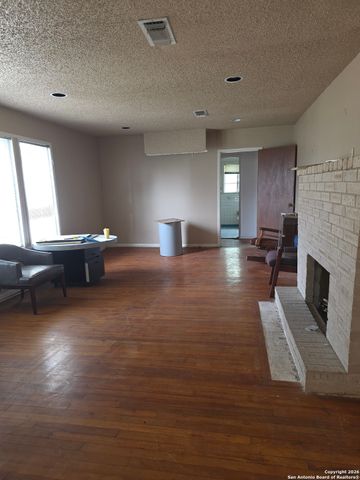 914 Vance Jackson Rd, San Antonio, TX 78201