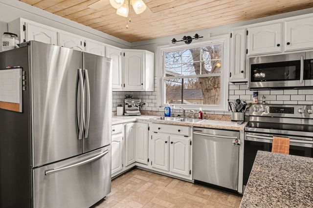 104 Darden Pl, Columbia, TN 38401