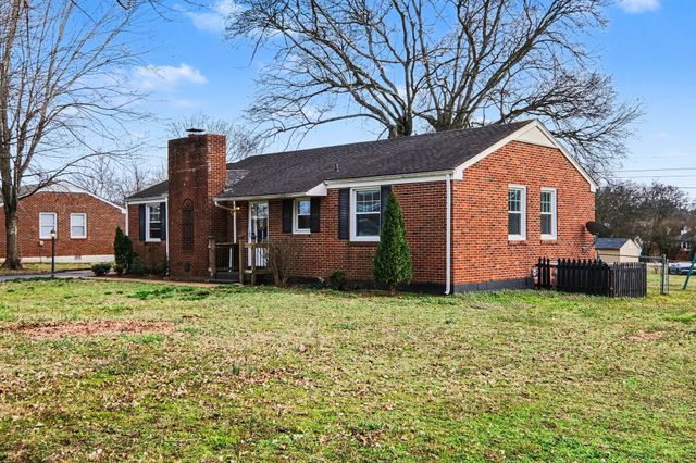 104 Darden Pl, Columbia, TN 38401