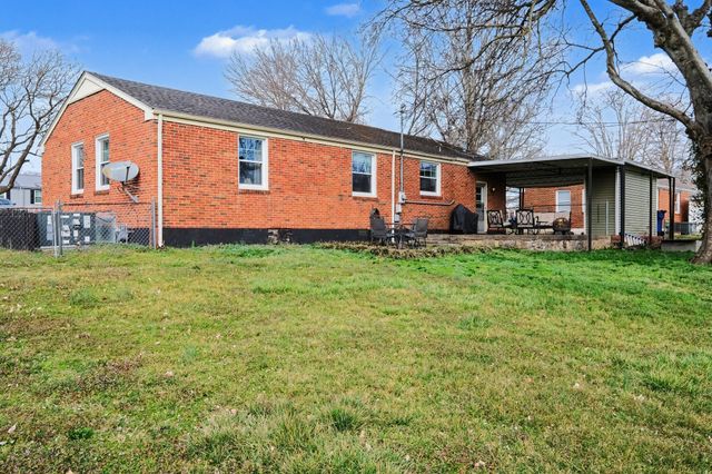 104 Darden Pl, Columbia, TN 38401