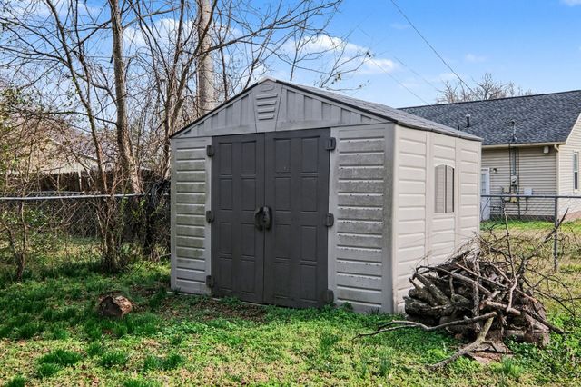 104 Darden Pl, Columbia, TN 38401