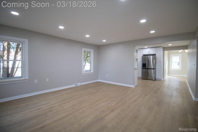 14888 Sunbury Street, Livonia, MI 48154