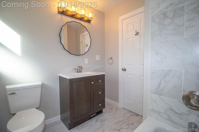 14888 Sunbury Street, Livonia, MI 48154