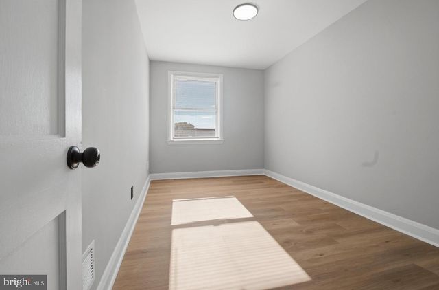 3525 KENTUCKY AVE, Baltimore, MD 21213