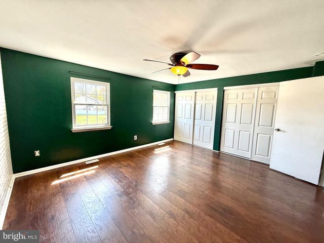 22 BERKS CT, Quakertown, PA 18951