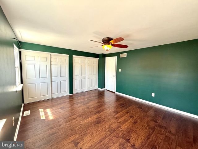 22 BERKS CT, Quakertown, PA 18951