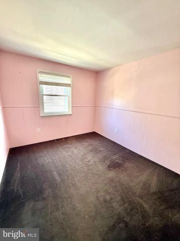 22 BERKS CT, Quakertown, PA 18951