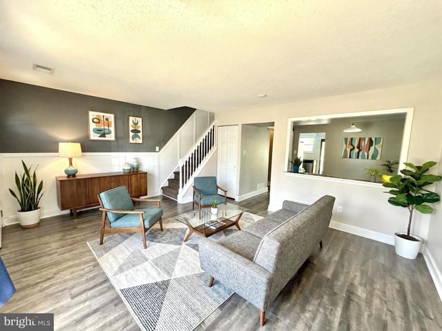 22 BERKS CT, Quakertown, PA 18951