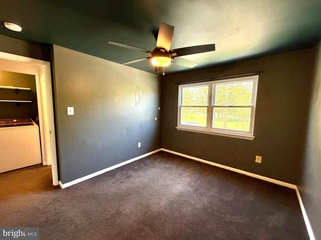 22 BERKS CT, Quakertown, PA 18951