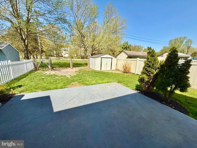22 BERKS CT, Quakertown, PA 18951