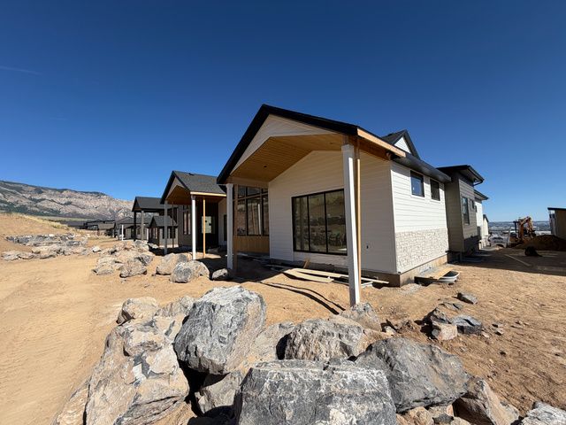 1290 W CARIBOU CT, Pleasant View, UT 84414