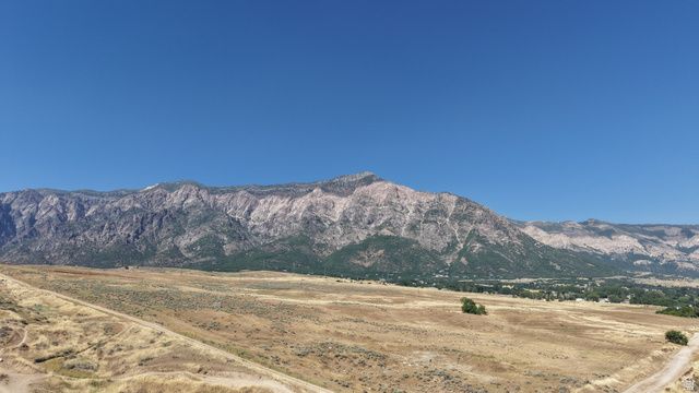 1290 W CARIBOU CT, Pleasant View, UT 84414