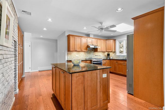 60 Overhill Road, New Rochelle, NY 10804