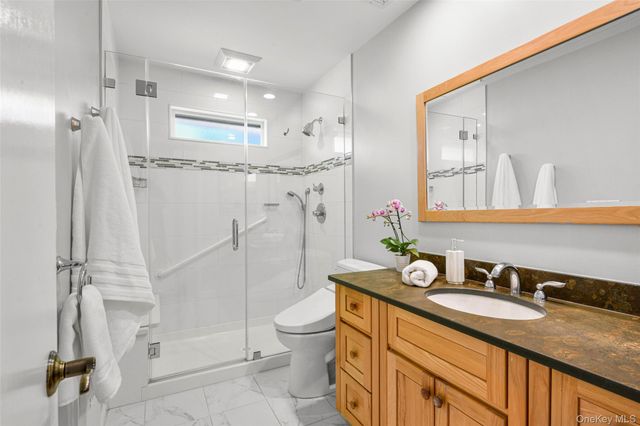 60 Overhill Road, New Rochelle, NY 10804