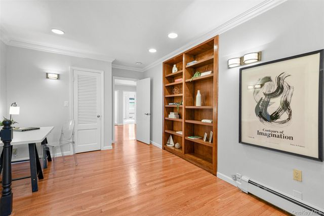 60 Overhill Road, New Rochelle, NY 10804