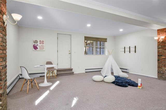 60 Overhill Road, New Rochelle, NY 10804