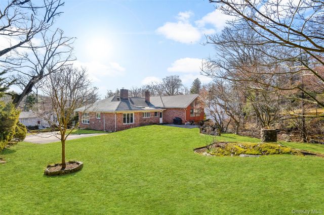 60 Overhill Road, New Rochelle, NY 10804