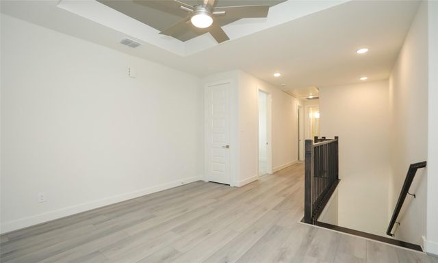 906A W 21st Street, Houston, TX 77018