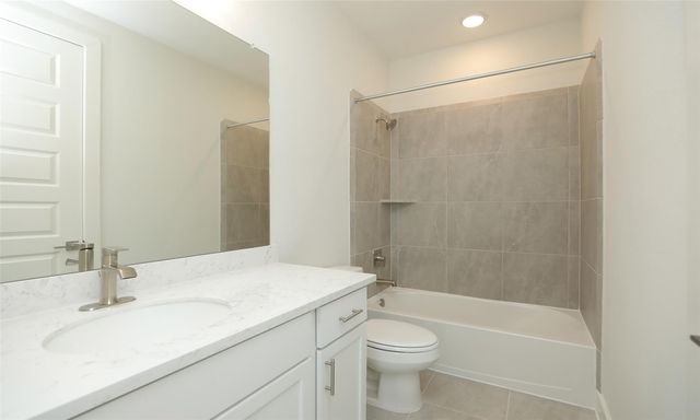 906A W 21st Street, Houston, TX 77018