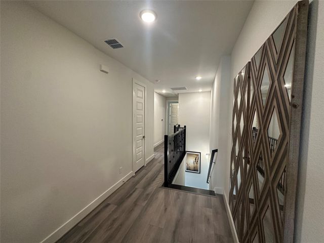 906A W 21st Street, Houston, TX 77018