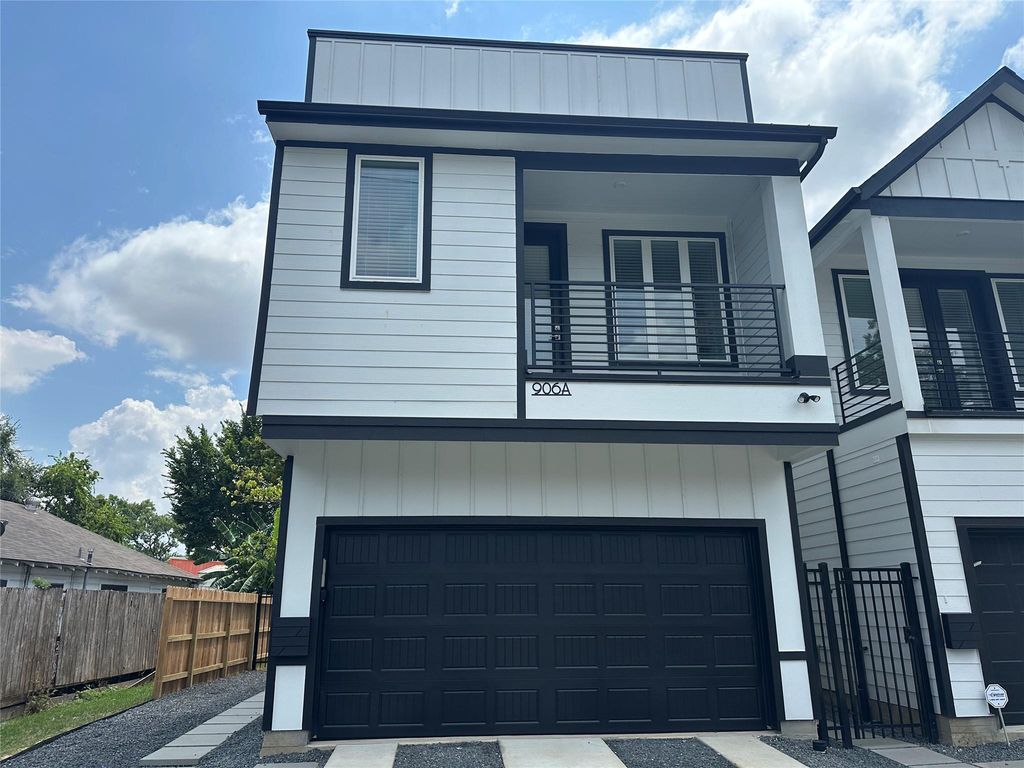 906A W 21st Street, Houston, TX 77018